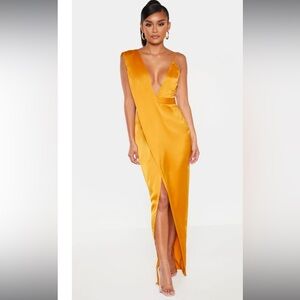 Dress perfect for prom, wedding guest, etc!